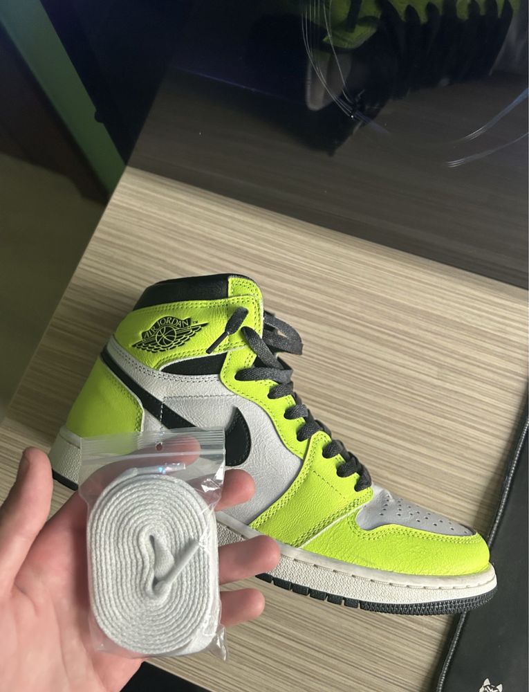 Jordan 1 Retro High Visionaire