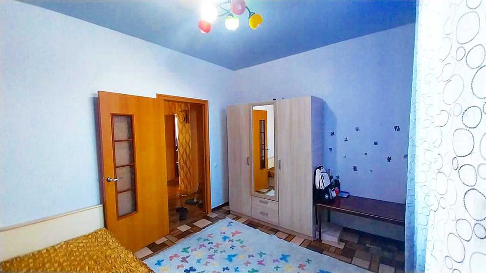 Предлагаем 4-ком благоустроенный дом в п. Долинка