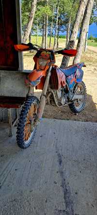 Продавам ktm exc 250 2003