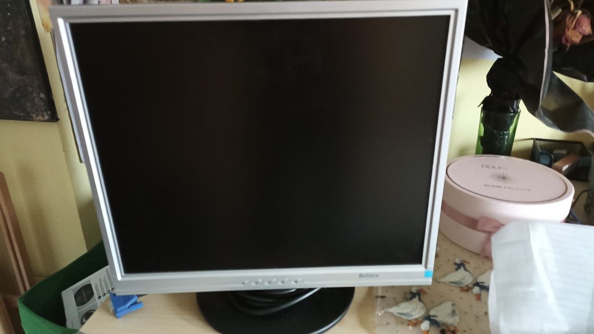 Monitor Second Hand  Belina