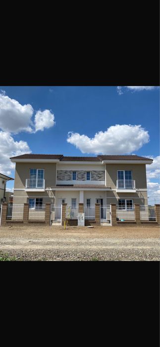 Direct proprietar  vand duplex cartier Europa,Mosnita Noua,4 camere