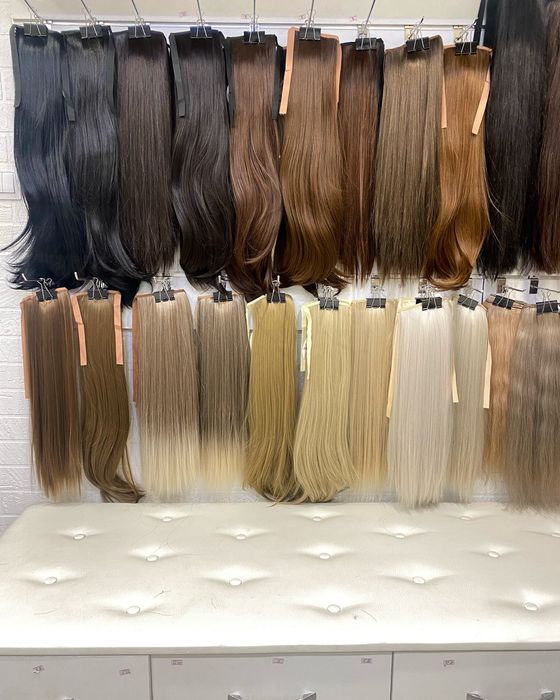 Волосы на заколках