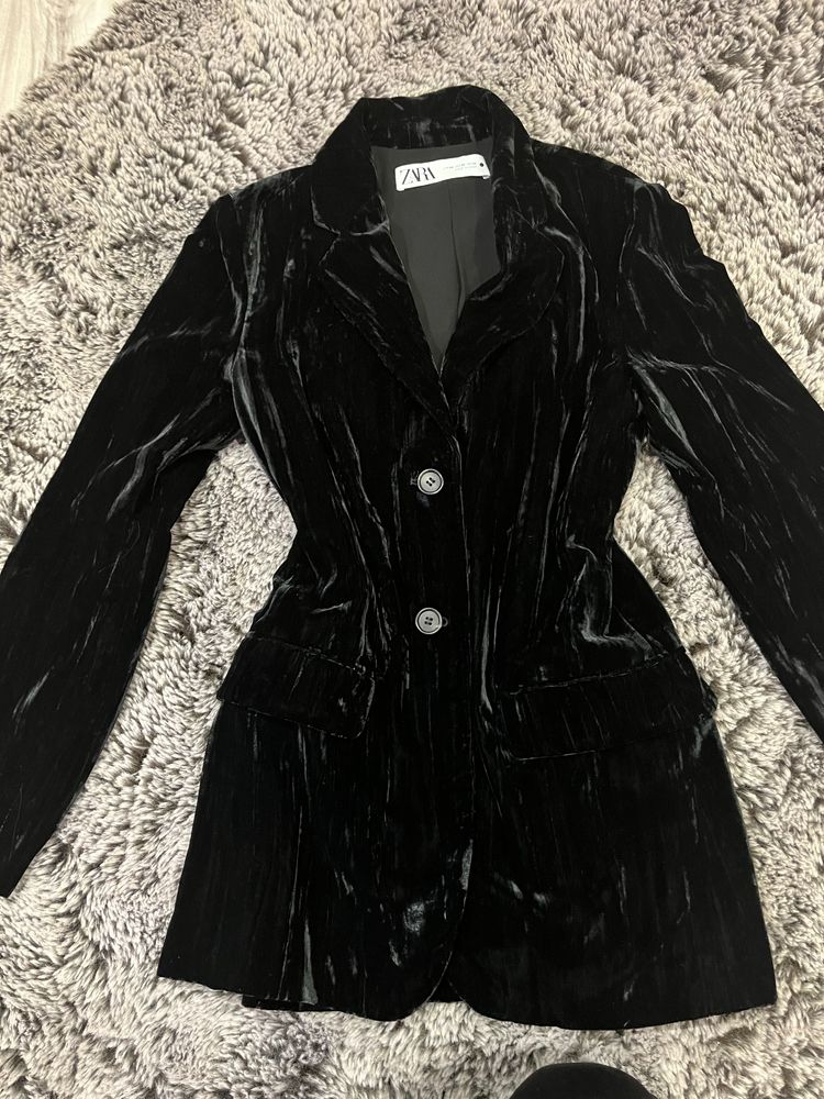 Дамско сако и клин Zara