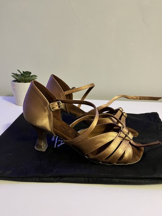 pantofi latino dans sportiv