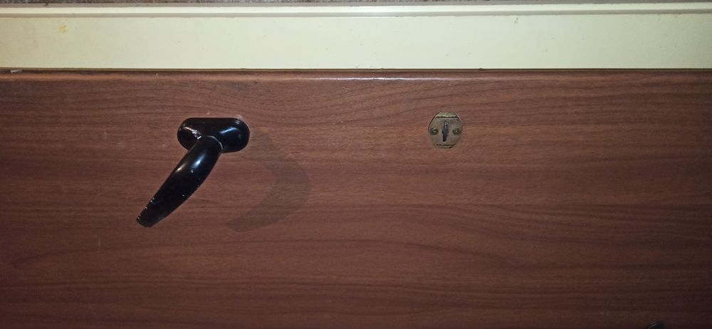 Метална входна  врата