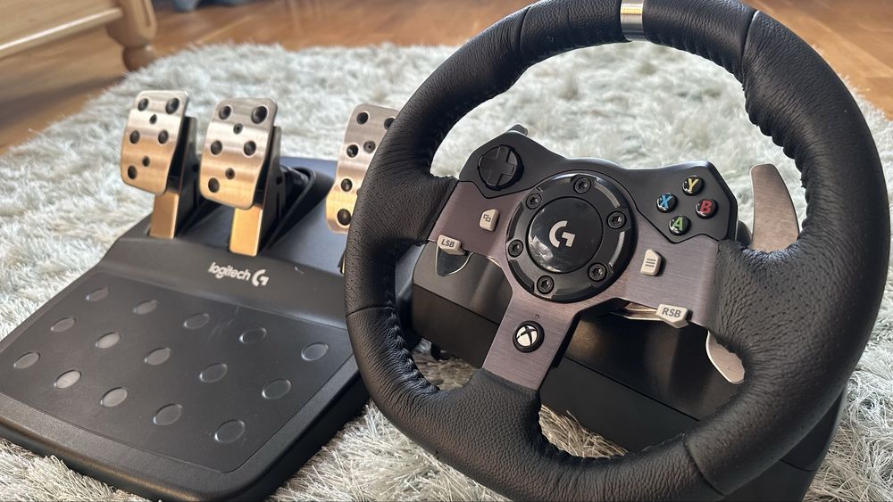 Logitech G920- Volan de curse cu 900*, Force feedback si pedale