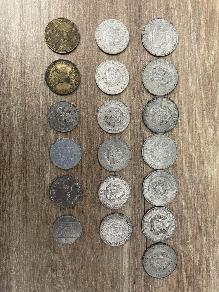 Monede vechi diferite modele