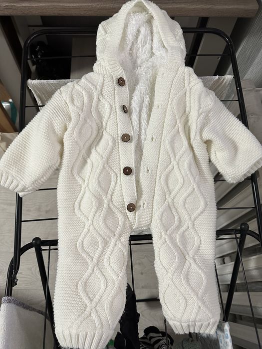 Теплый костюмчик для малыша