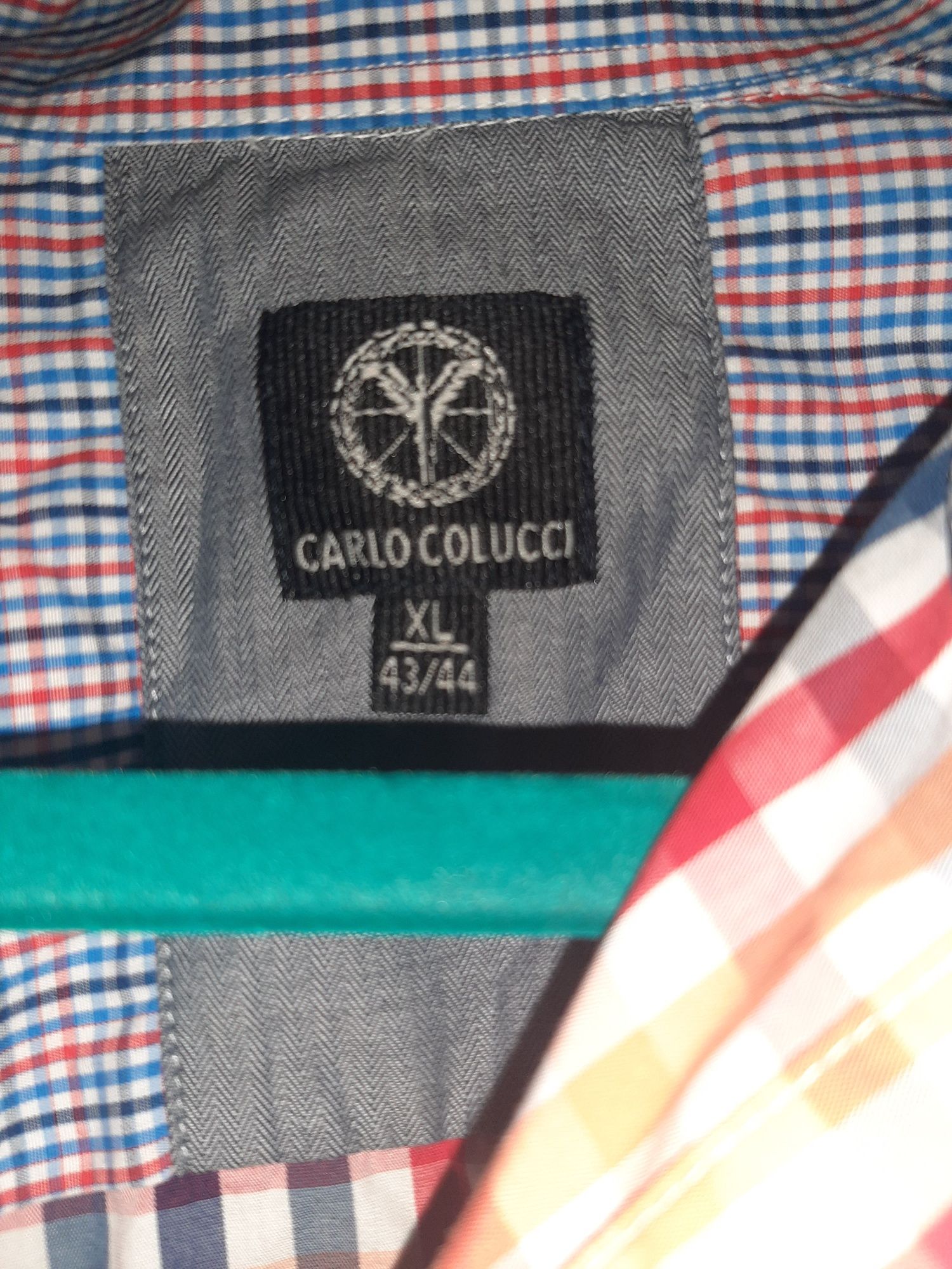 Camase Carlo Colucci Xl , model superb, impecabilă.
Marime eticheta -