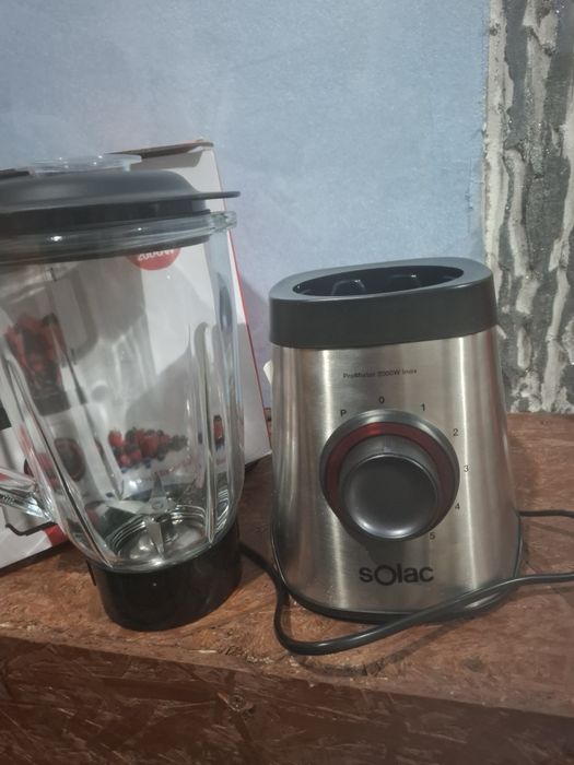 Vând Blender solac