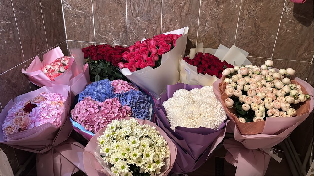 Букет цветов свежие красивые от 10 до 25 тысяч
