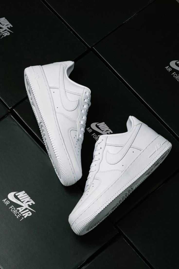 Уникальный дизайн кроссовок от Nike air force