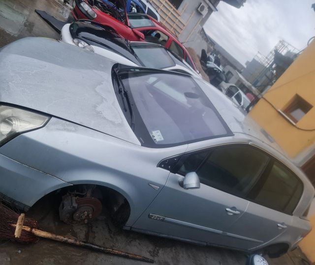 Amortizor / Telescop fata stanga Renault Vel Satis prima generatie