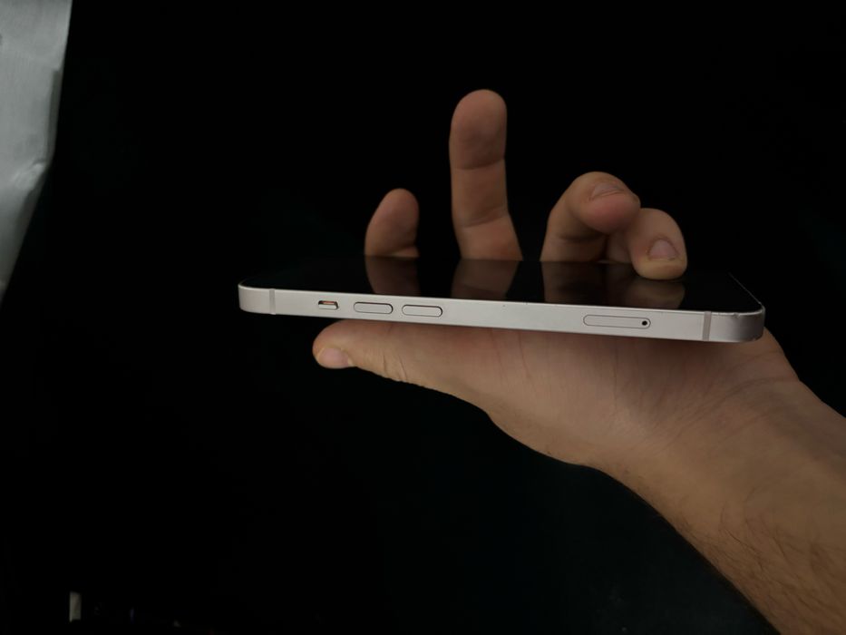 Apple Iphone 13 defect