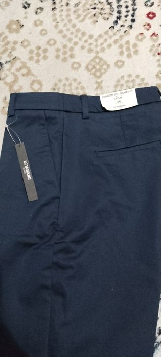 Продам новые школьные брюки