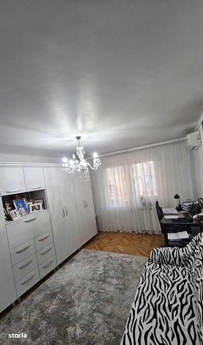 Tudor - Vanzare apartament 2 camere - Strada Banat