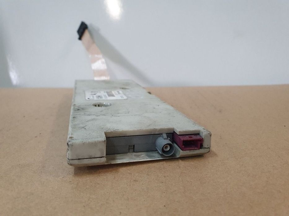 Amplificator antena BMW 5 E60 2001 - 2010 2.0 520 d N47 D20 A, N47 D20 C 6903458-03