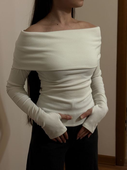 ПРОДАМ женские вещи : 6 позиций