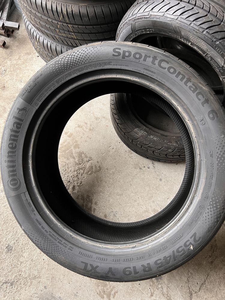 2 anvelope vara 255/45/19 , Continental , DOT 2021 !