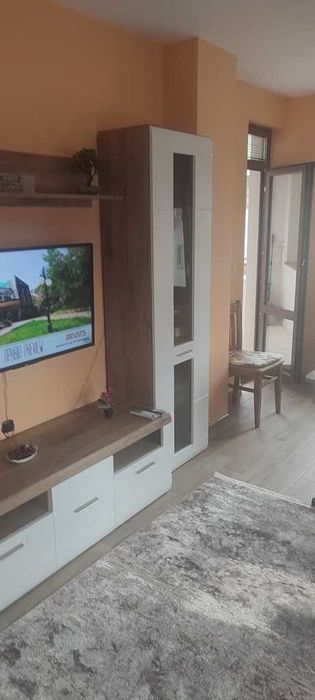 Дава се под наем Двустаен апартамент в Бургас, Братя Миладинови - 58 кв.м за 331.5 € - Снимка #2