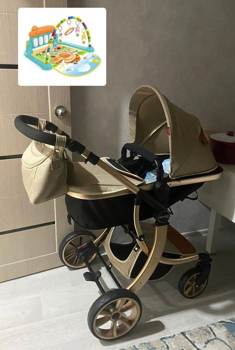 Коляска в отличном состояние