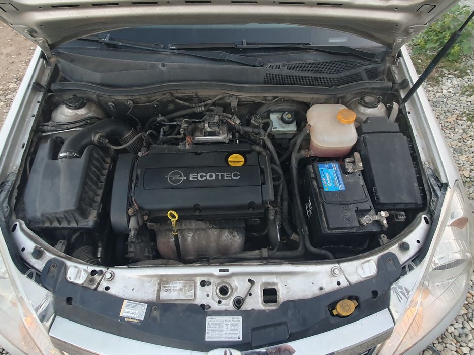 Opel astra h 1.6 benzina