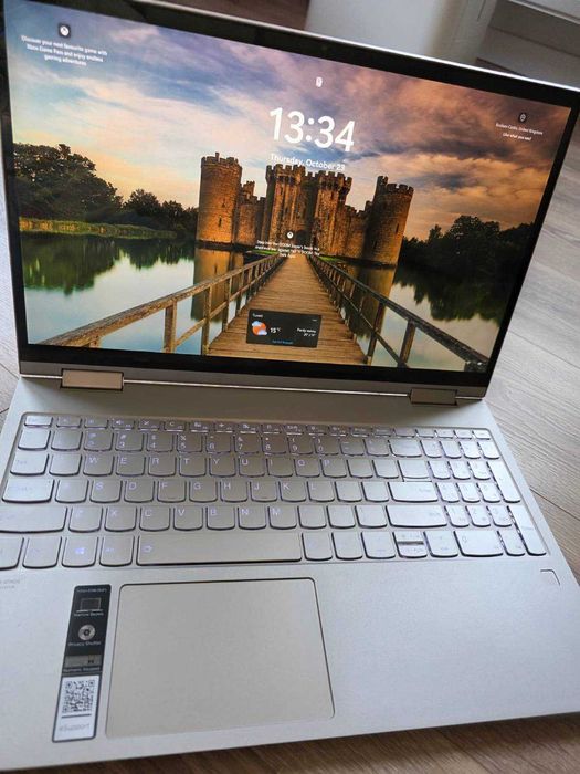 Lenovo Yoga C740 – i7 / 16GB / 1TB SSD / Touch / Windows 11 Pro