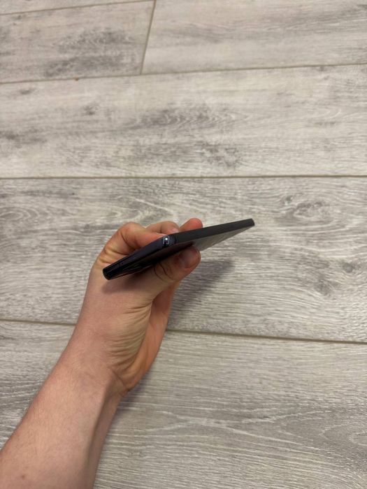 Samsung s22 256 8+8 idial