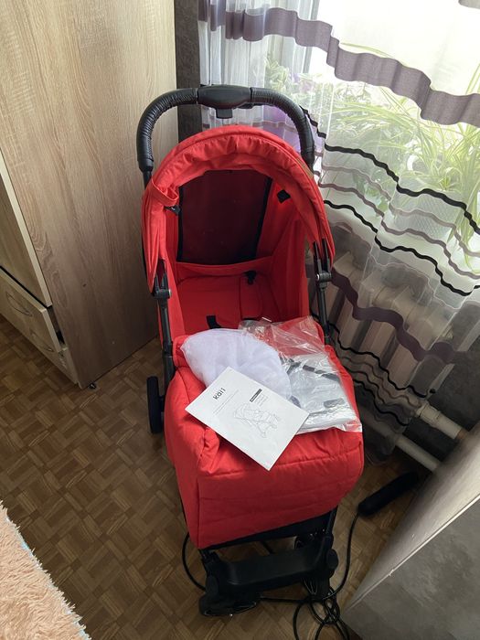 Коляска прогулочная