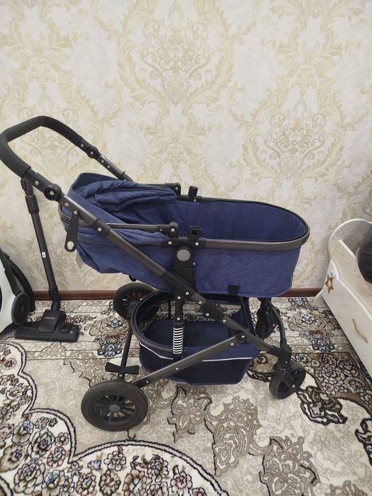 Коляска срочно сотилади