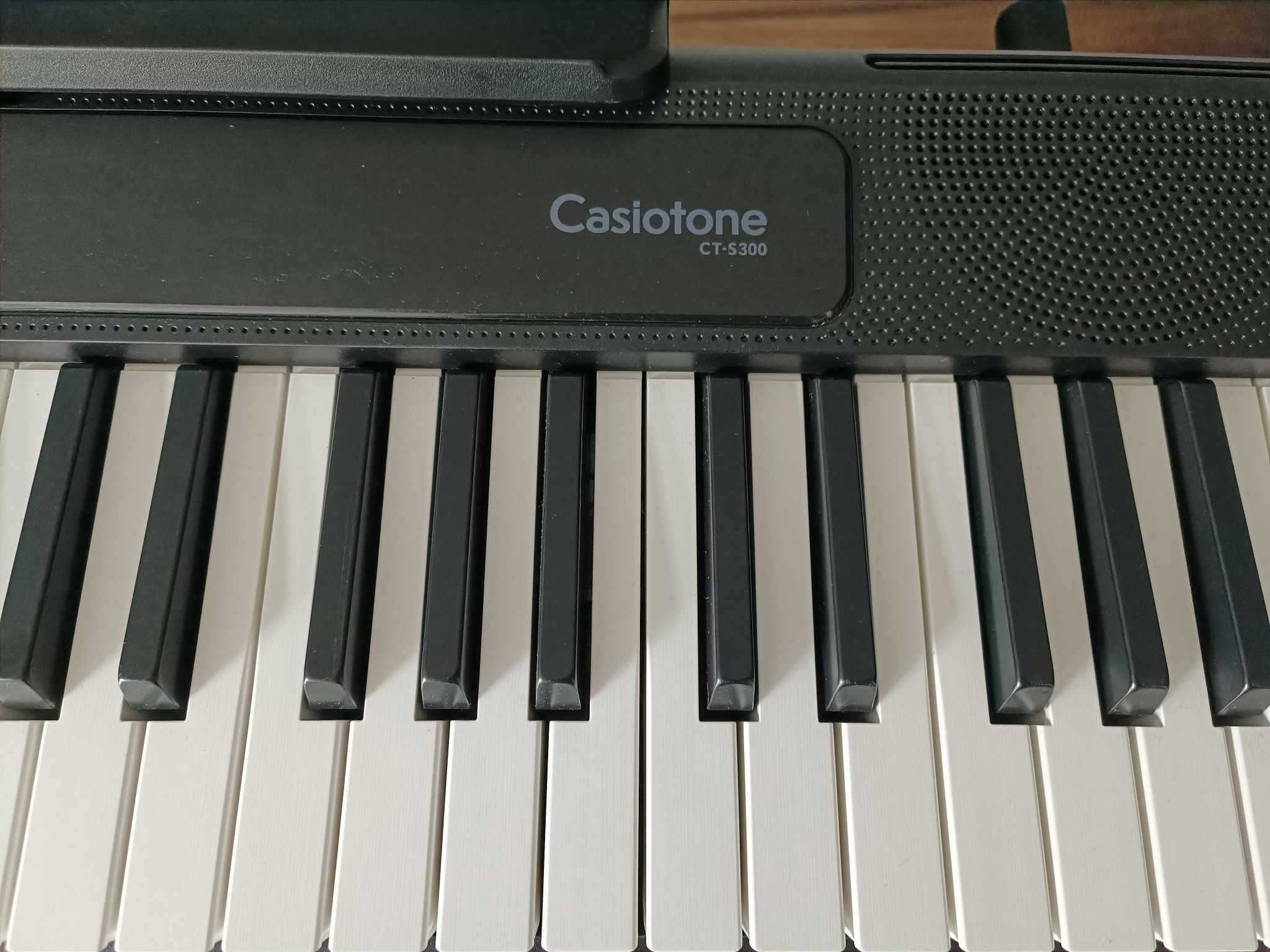 Casio CT-S300 orga cu acompaniament 61 keys