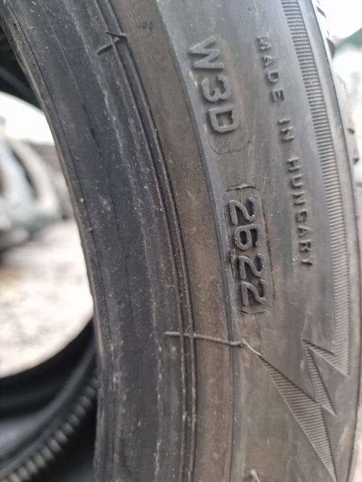 Anvelope 255/40R18 marca Bridgestone, DOT 2022 ,M+S, 7 mm