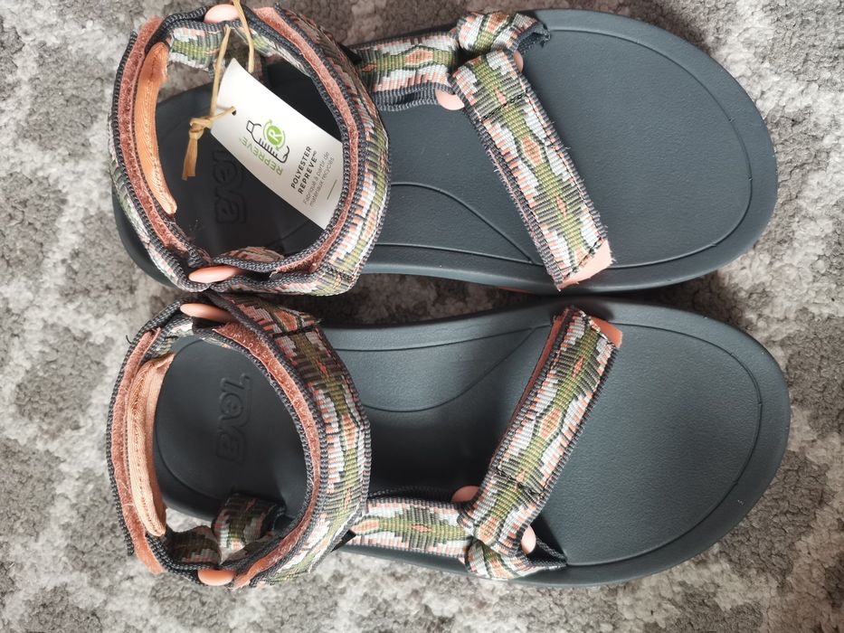 Нови детски сандали TEVA - 32 номер