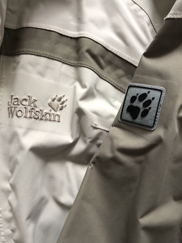 Geaca JACK WOLFSKIN pt femei, marimea S