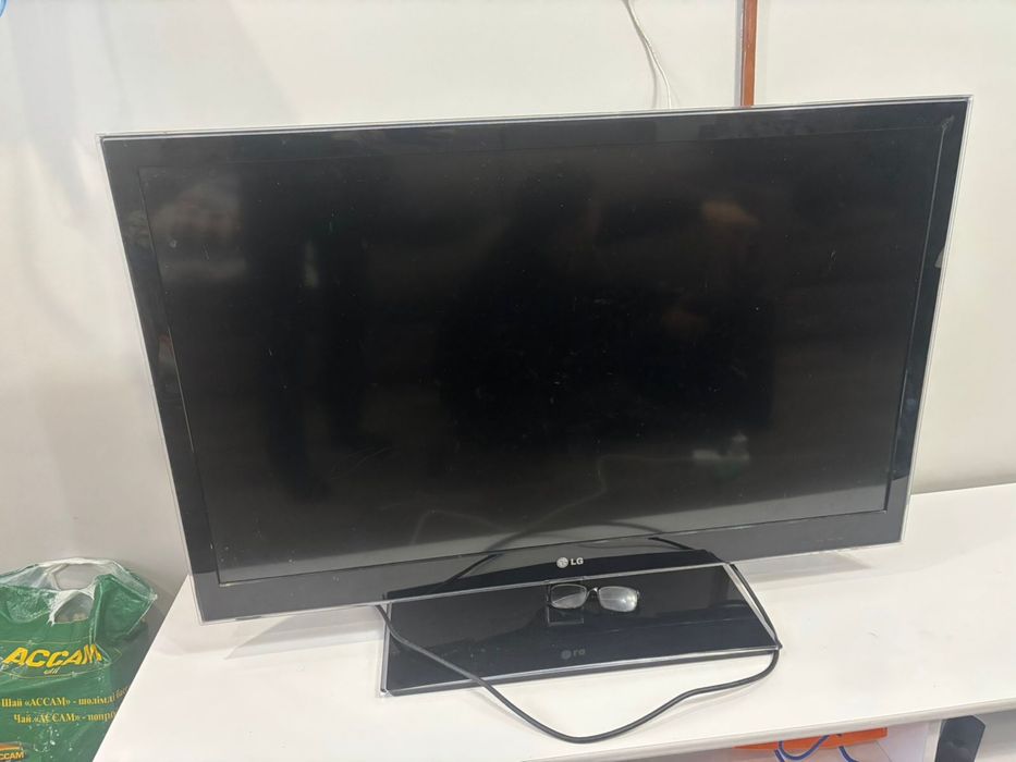Продам телевизор