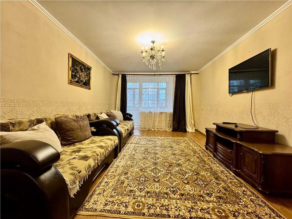 *3-комнатная квартира ул.Аманжолова мкр.Михайловка