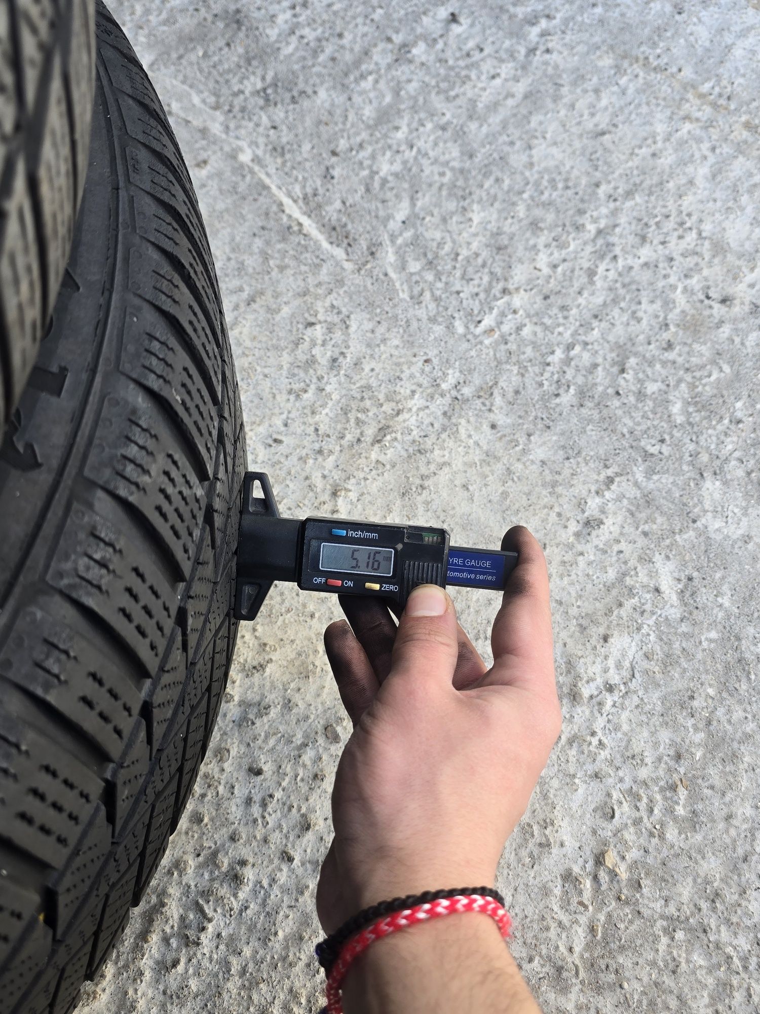 4 Броя 225/55/17 Continental 2x6mm 2x5mm RunFlat