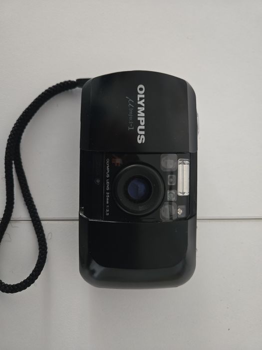 Aparate foto pe film point and shoot Olympus, Fuji, Pentax