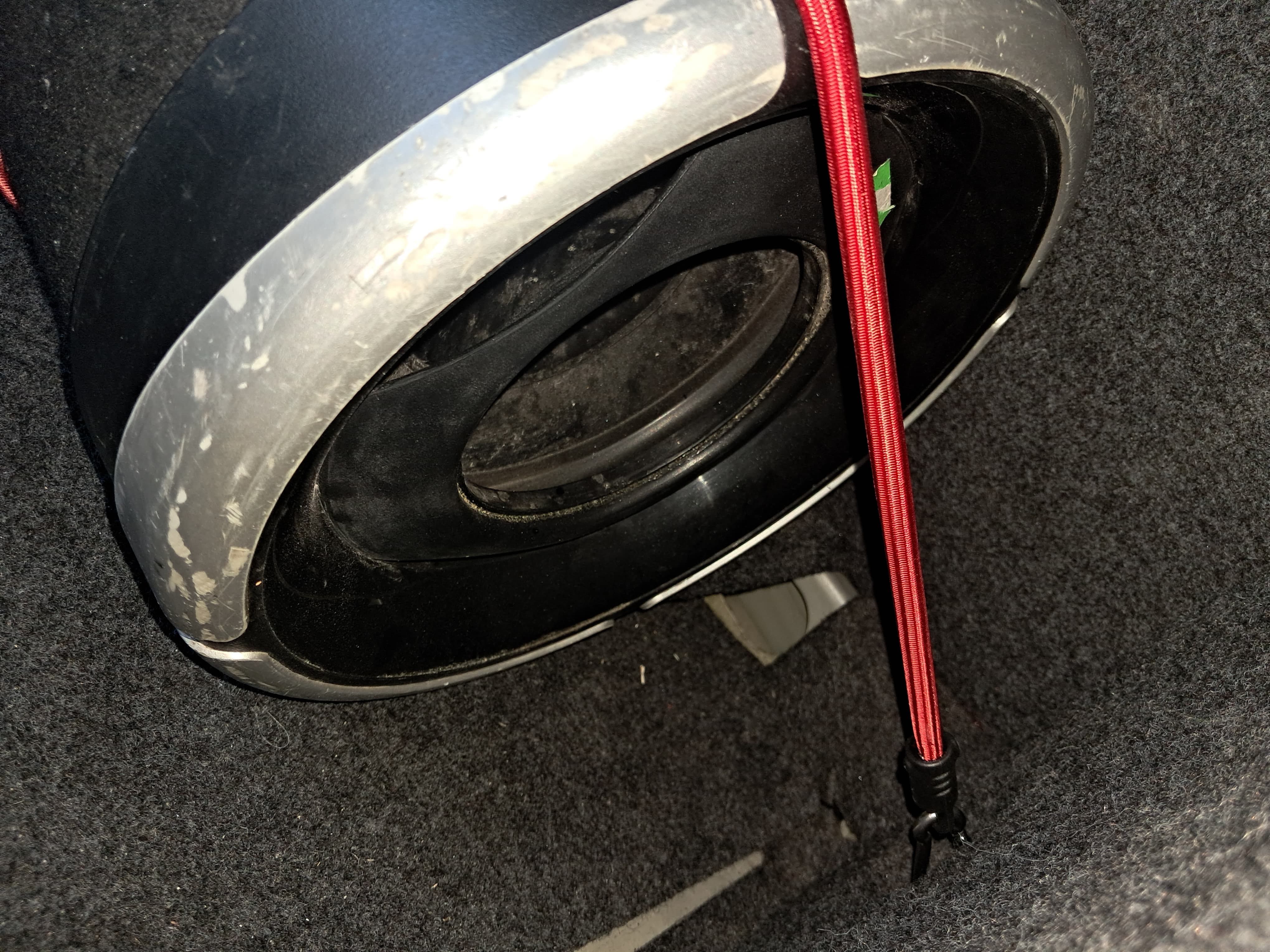 Subwoofer +amplificator auto