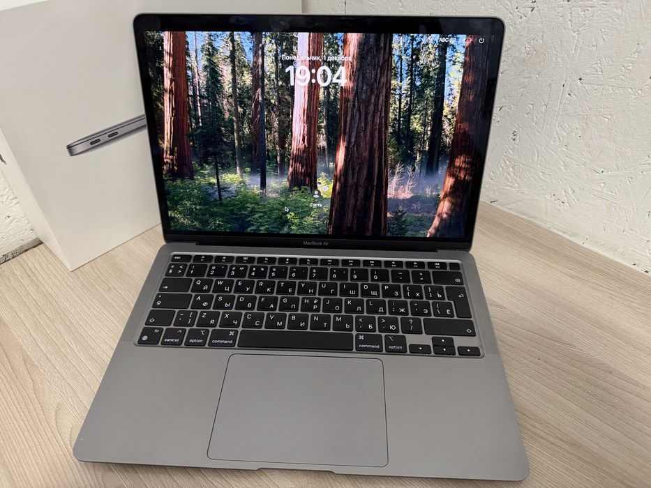 Продам MacBook M1 (13”) в идеальном состоянии