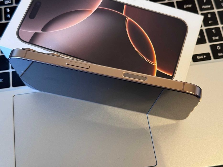 iPhone 16 Pro, Desert Titanium, 128Gb |Acceptam Schimburi| Cod G535 |