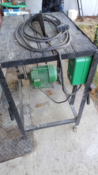 Трифазен циркуляр