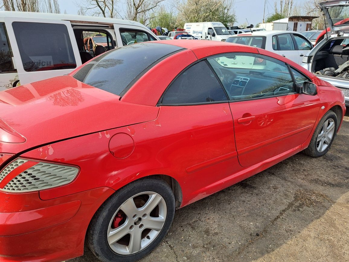 Dezmembrez PEUGEOT 307 cc/ hatchback 1.6 B DIN 2004-NFU