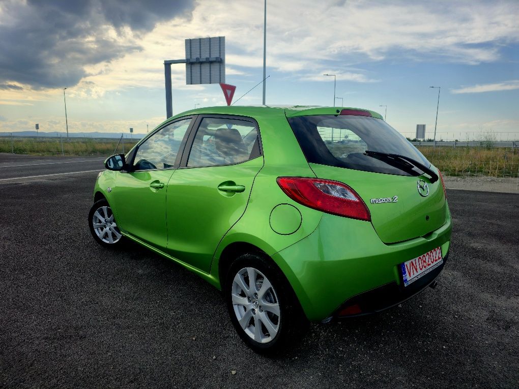 Mazda 2  Benzina Euro 5 import germania