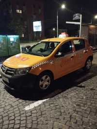 Vând taxi in stare buna . Mașina merge până în 2029 .