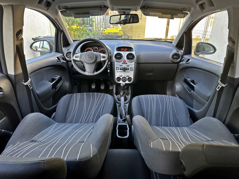 Opel Corsa 1.2i | An 2008 EURO 4 | RATE Fixe | LIVRARE GRATUITĂ