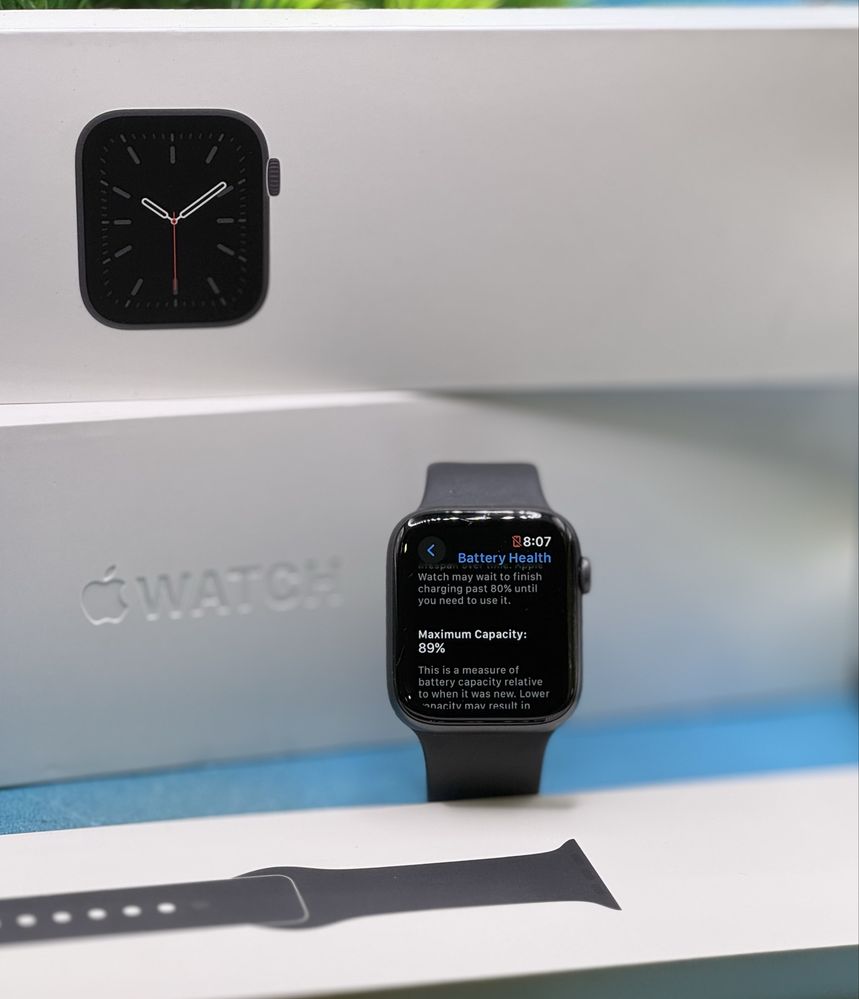 Apple Watch 6, GPS, Корпус Space Gray Aluminium 44mm