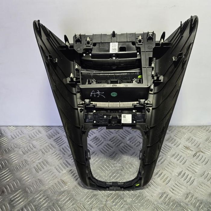 Consola centrala comanda climatronic Opel Astra K facelift 2019 2021