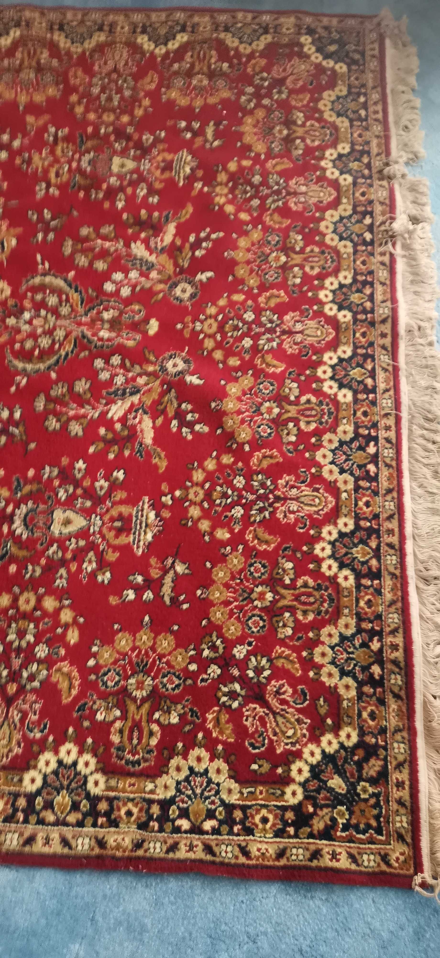 Продавам персийски килим