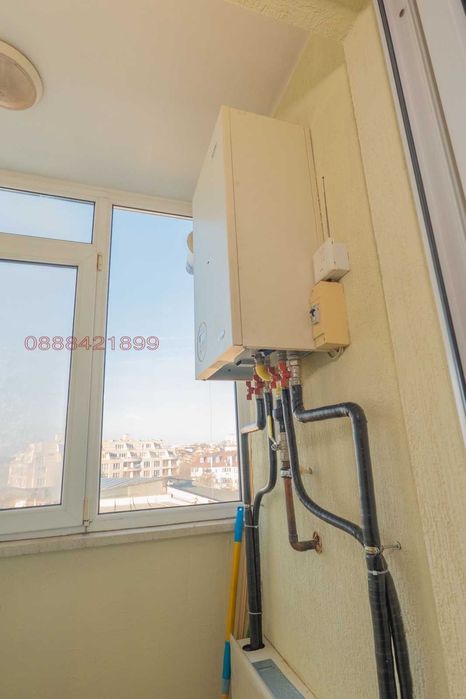 Продава се Тристаен апартамент в Добрич, Център - 136 кв.м за 1081 €/кв.м - Снимка #12